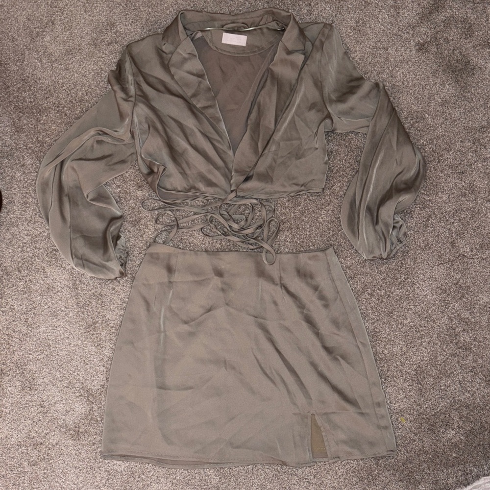 Elegant Isalis Set